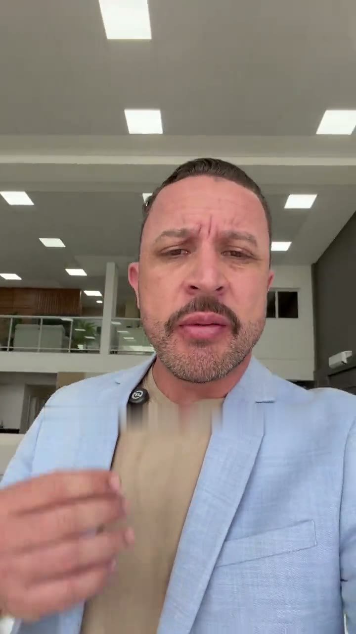 Anúncio de tráfego pago criado pela Tito para a Top House Planejados